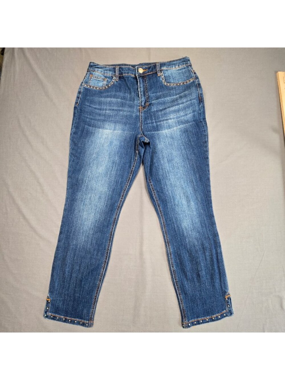 NEW Christopher & Banks Size 10 Short Jeans Blue Studded Mid Rise